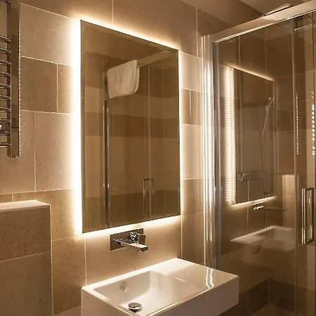 Katerlux Great Kemer